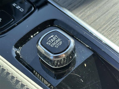 2024 Volvo XC90 Recharge Plug-In Hybrid T8 Plus Bright Theme 7 Passenger