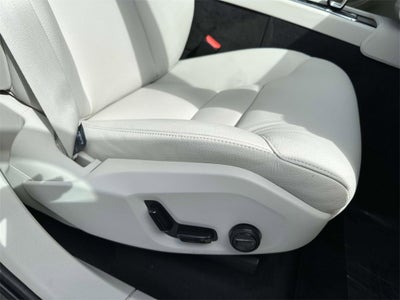 2024 Volvo XC90 Recharge Plug-In Hybrid Plus Bright Theme