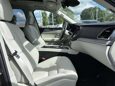 2024 Volvo XC90 Recharge Plug-In Hybrid Plus Bright Theme