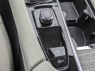 2024 Volvo XC90 Recharge Plug-In Hybrid Plus Bright Theme