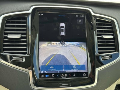2024 Volvo XC90 Recharge Plug-In Hybrid Plus Bright Theme