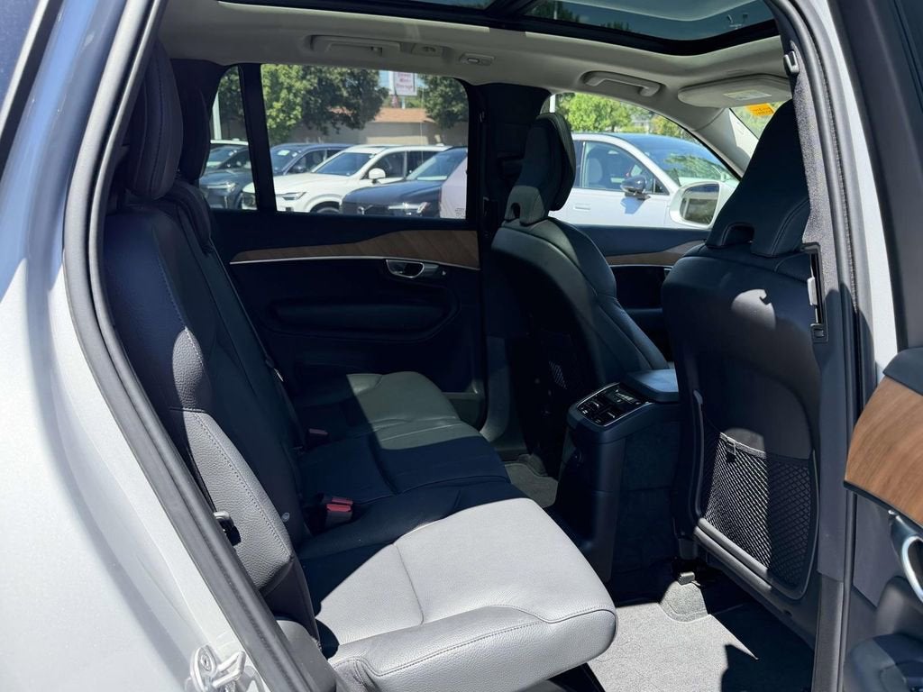 2024 Volvo XC90 Recharge Plug-In Hybrid T8 Plus Bright Theme 7 Passenger