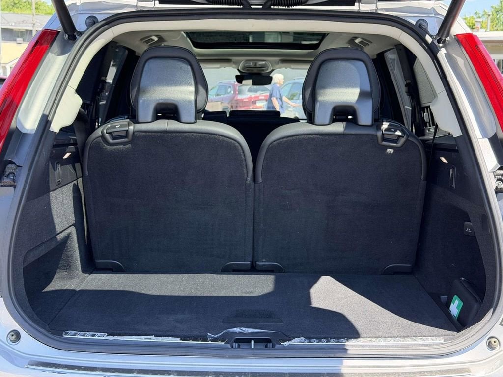 2024 Volvo XC90 Recharge Plug-In Hybrid T8 Plus Bright Theme 7 Passenger