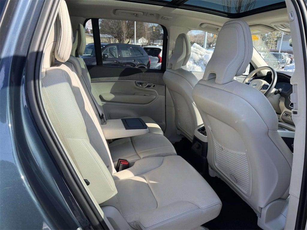 2023 Volvo XC90 Recharge Plug-In Hybrid T8 Plus Bright Theme 7 Passenger