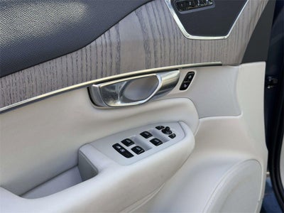 2023 Volvo XC90 Recharge Plug-In Hybrid T8 Plus Bright Theme 7 Passenger