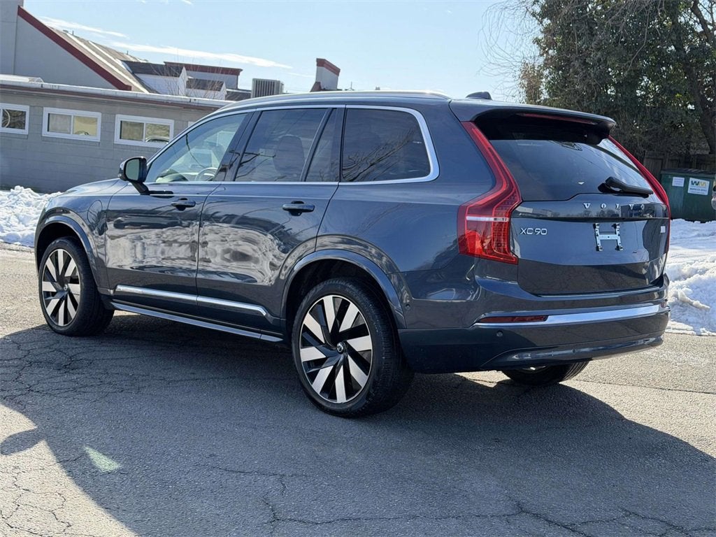 2023 Volvo XC90 Recharge Plug-In Hybrid T8 Plus Bright Theme 7 Passenger
