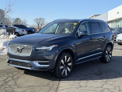 2023 Volvo XC90 Recharge Plug-In Hybrid T8 Plus Bright Theme 7 Passenger