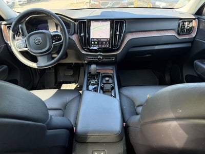2024 Volvo XC60 Recharge Plug-In Hybrid T8 Plus Dark Theme