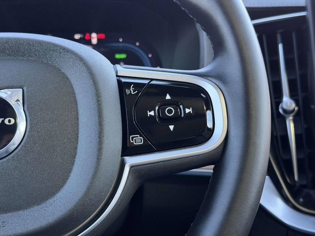 2025 Volvo XC90 Plug-In Hybrid T8 Ultra