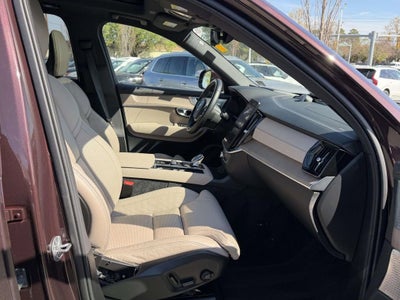 2025 Volvo XC90 Plug-In Hybrid T8 Ultra