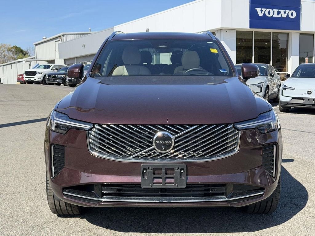 2025 Volvo XC90 Plug-In Hybrid T8 Ultra
