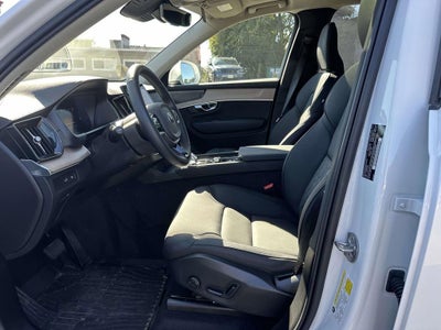 2025 Volvo XC90 Plug-In Hybrid Plus