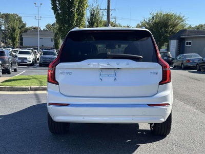 2025 Volvo XC90 Plug-In Hybrid Plus