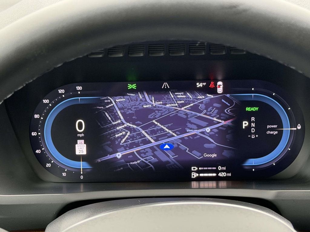 2025 Volvo XC90 Plug-In Hybrid T8 Plus