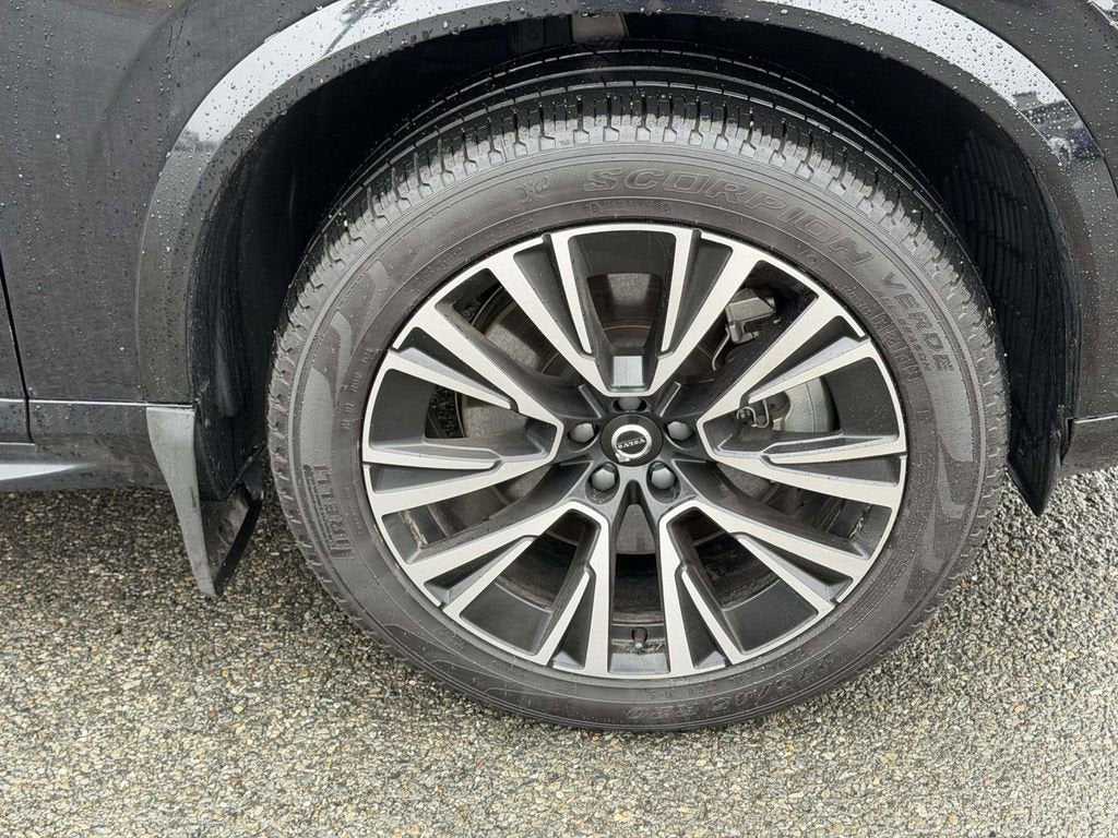 2025 Volvo XC90 Plug-In Hybrid T8 Plus