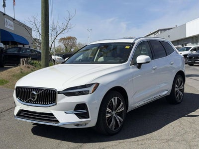 2023 Volvo XC60 B5 Plus Bright Theme