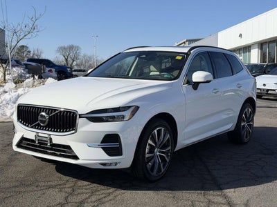 2022 Volvo XC60 B5 Momentum