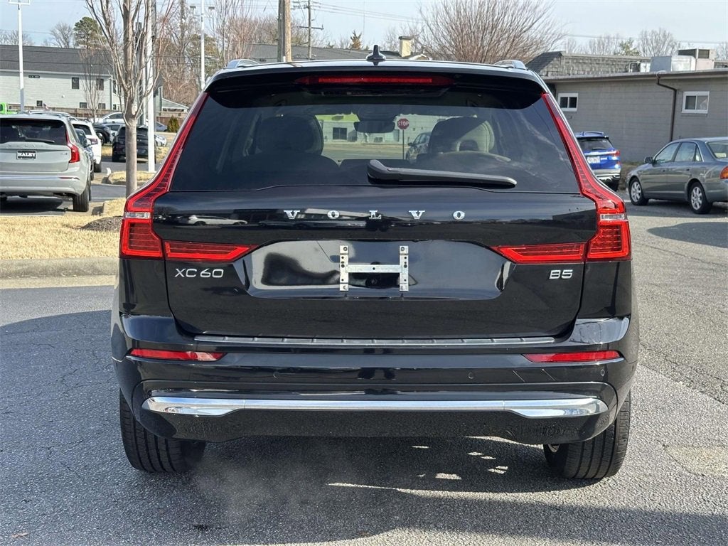 2023 Volvo XC60 B5 Plus Bright Theme