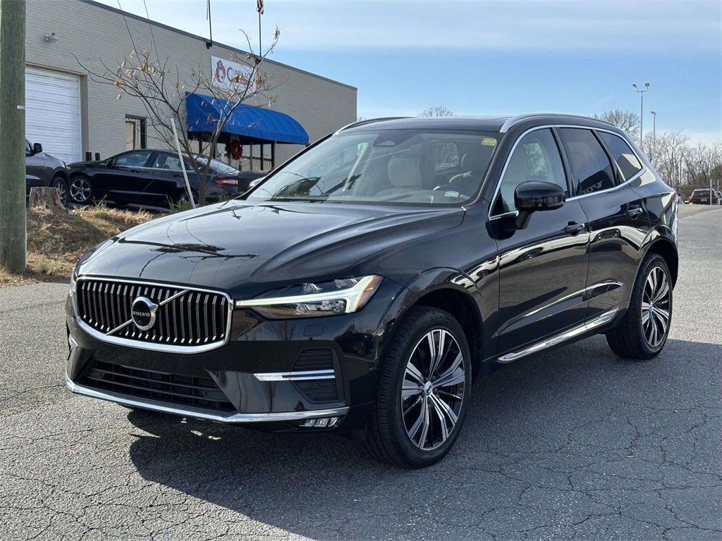 2023 Volvo XC60 B5 Plus Bright Theme