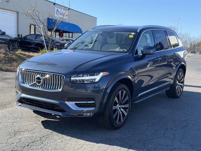 2024 Volvo XC90 B5 Plus