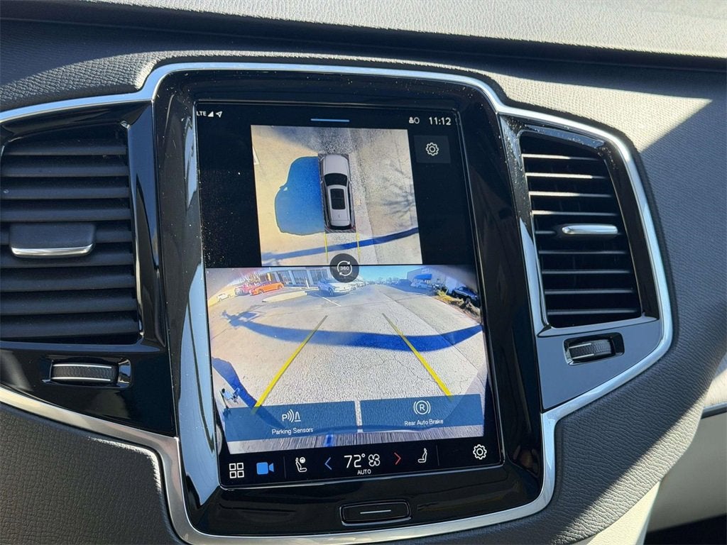 2024 Volvo XC90 B5 Plus