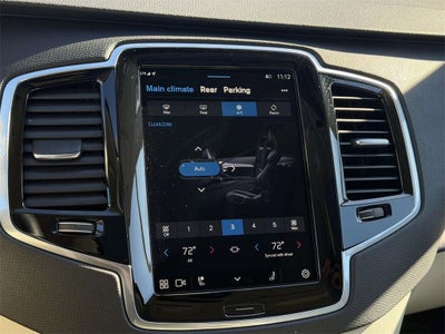 2024 Volvo XC90 B5 Plus