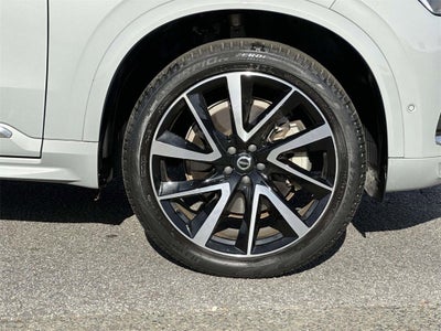 2024 Volvo XC90 B5 Plus