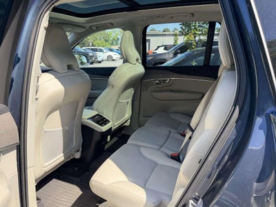 2024 Volvo XC90 B5 Plus