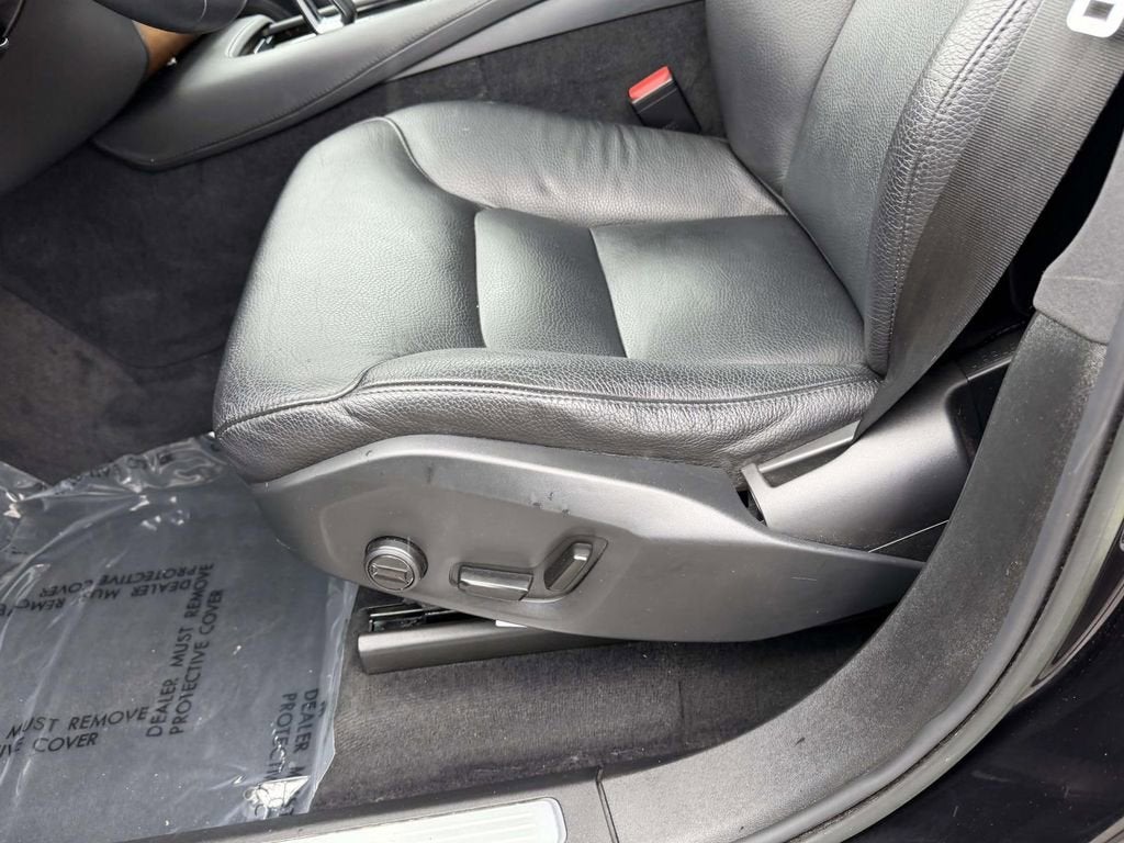 2023 Volvo XC90 B5 Plus