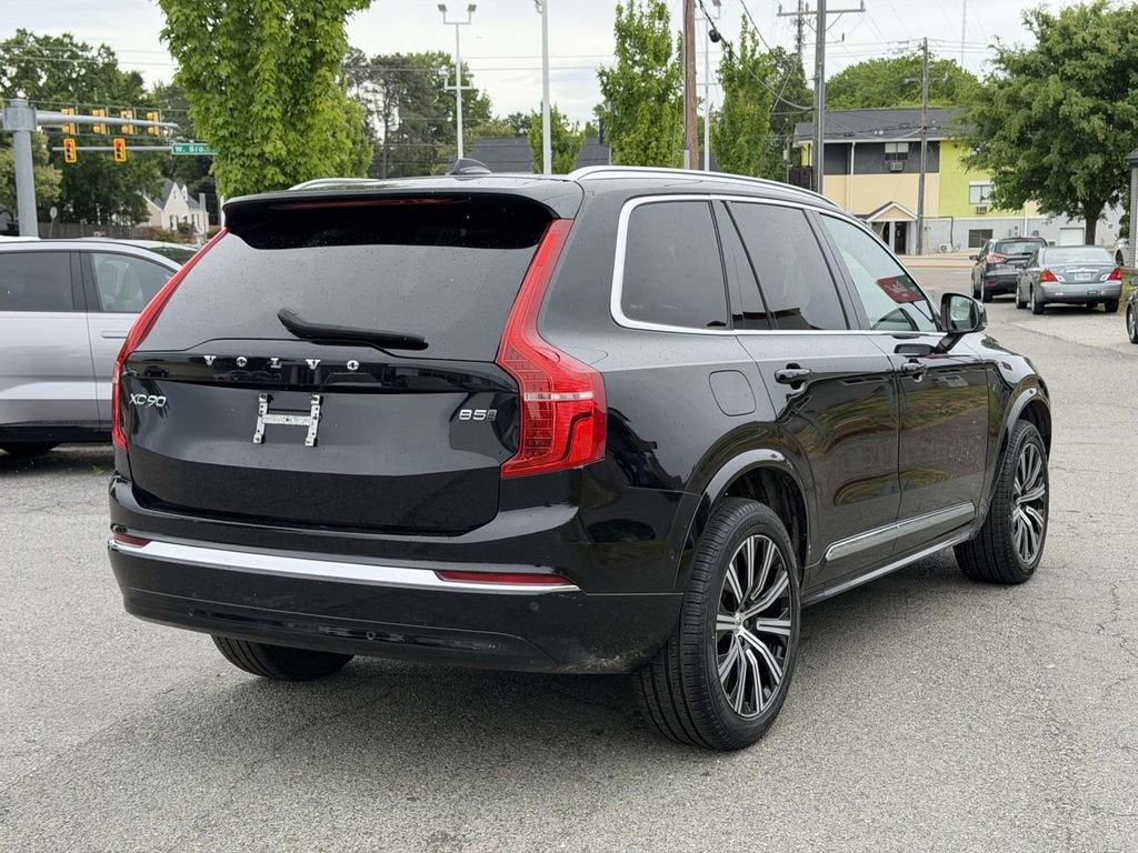 2023 Volvo XC90 B5 Plus