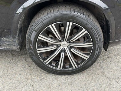 2023 Volvo XC90 B5 Plus