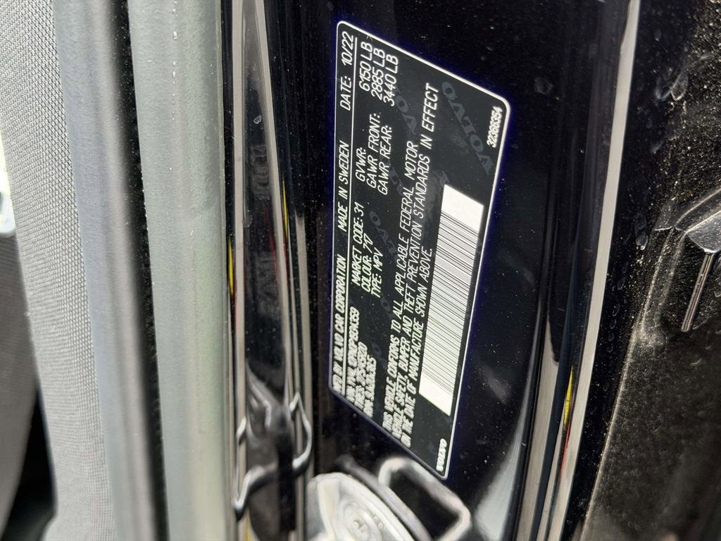 2023 Volvo XC90 B5 Plus