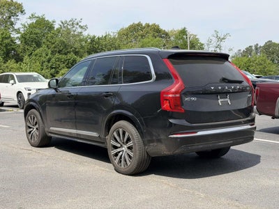 2023 Volvo XC90 B5 Plus