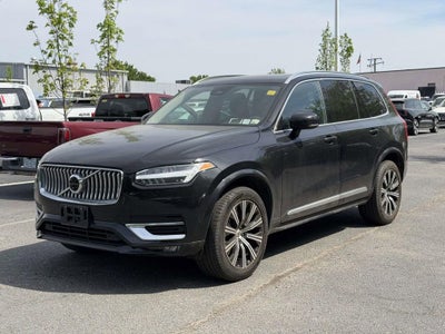 2023 Volvo XC90 B5 Plus