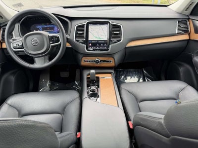 2023 Volvo XC90 B5 Plus