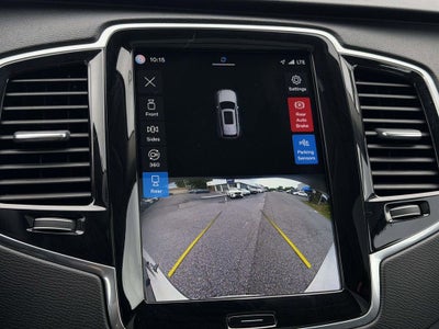 2023 Volvo XC90 B5 Plus