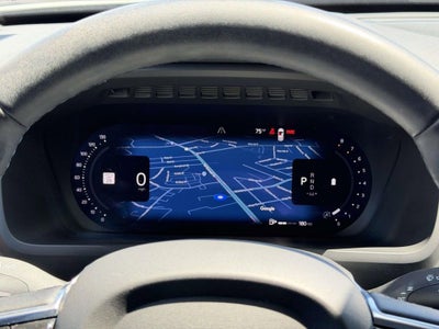 2023 Volvo XC90 B5 Plus