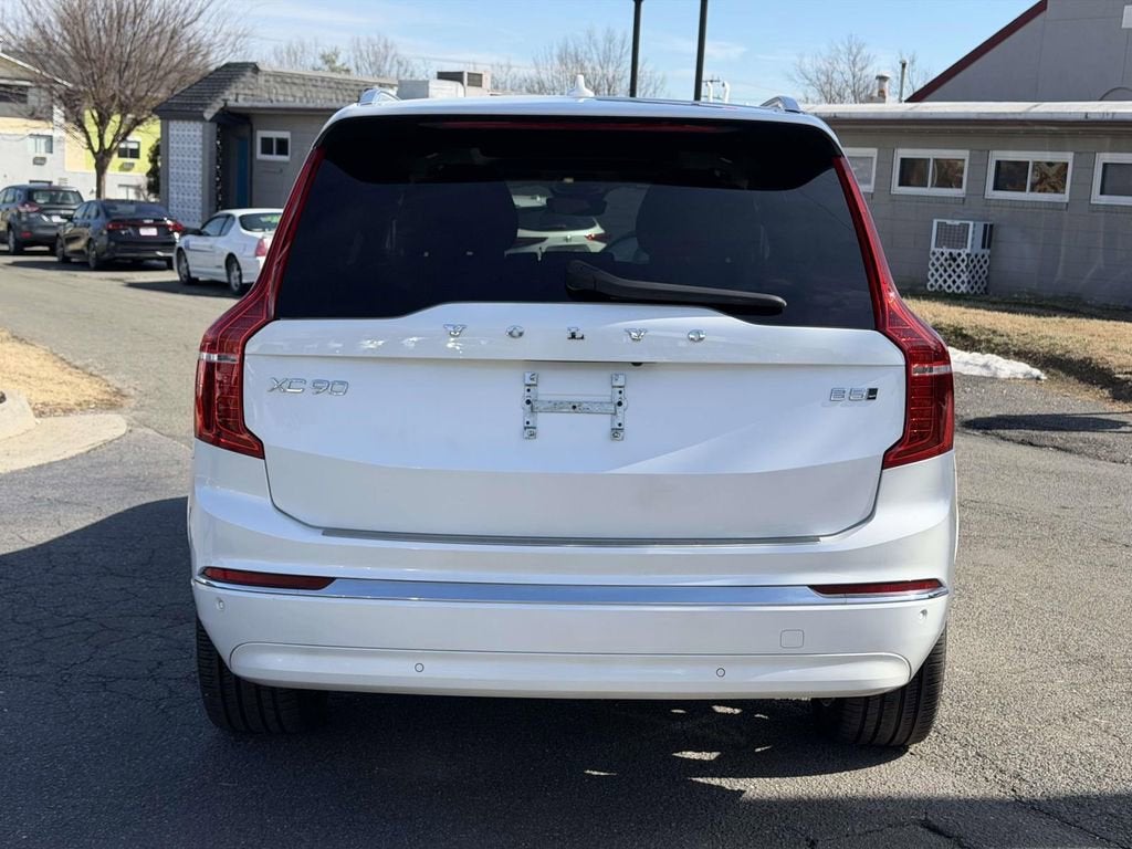 2023 Volvo XC90 B5 Plus