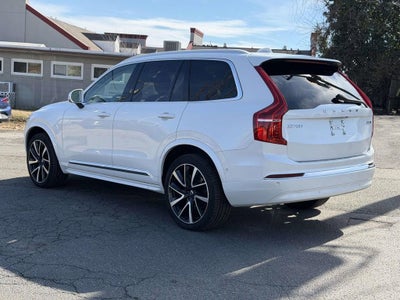 2023 Volvo XC90 B5 Plus