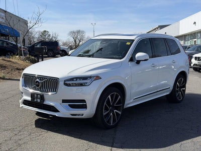 2023 Volvo XC90 B5 Plus
