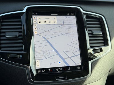 2023 Volvo XC90 B5 Plus