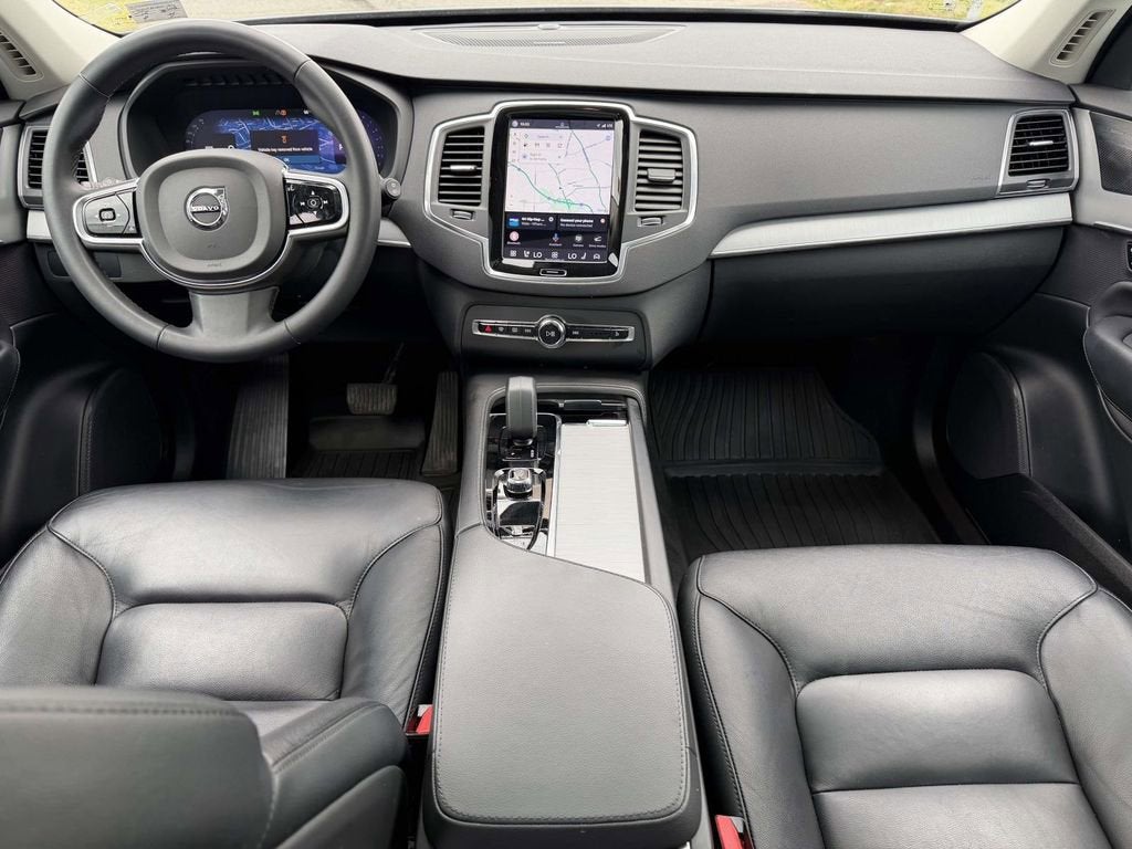 2023 Volvo XC90 B5 Core