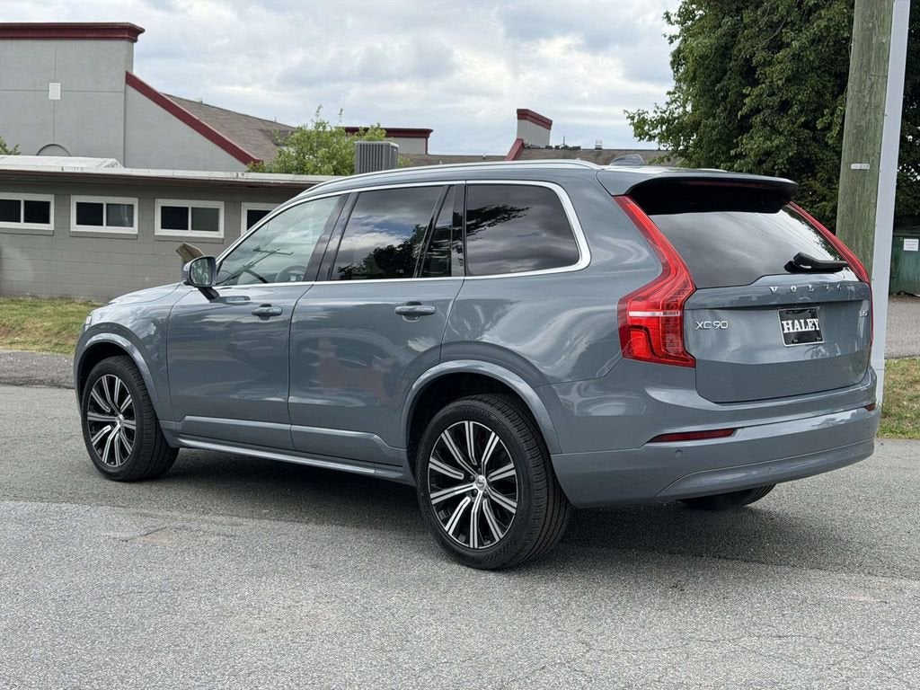 2023 Volvo XC90 B5 Core