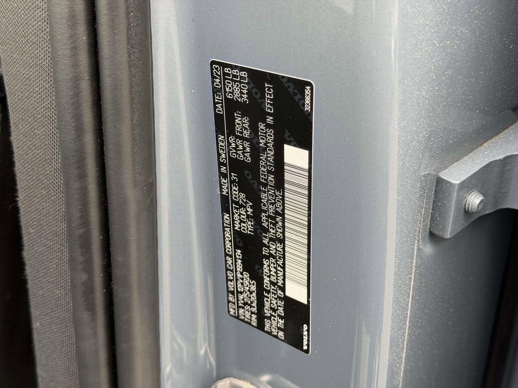 2023 Volvo XC90 B5 Core
