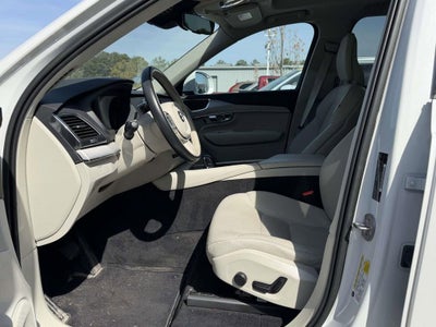 2023 Volvo XC90 B5 Core