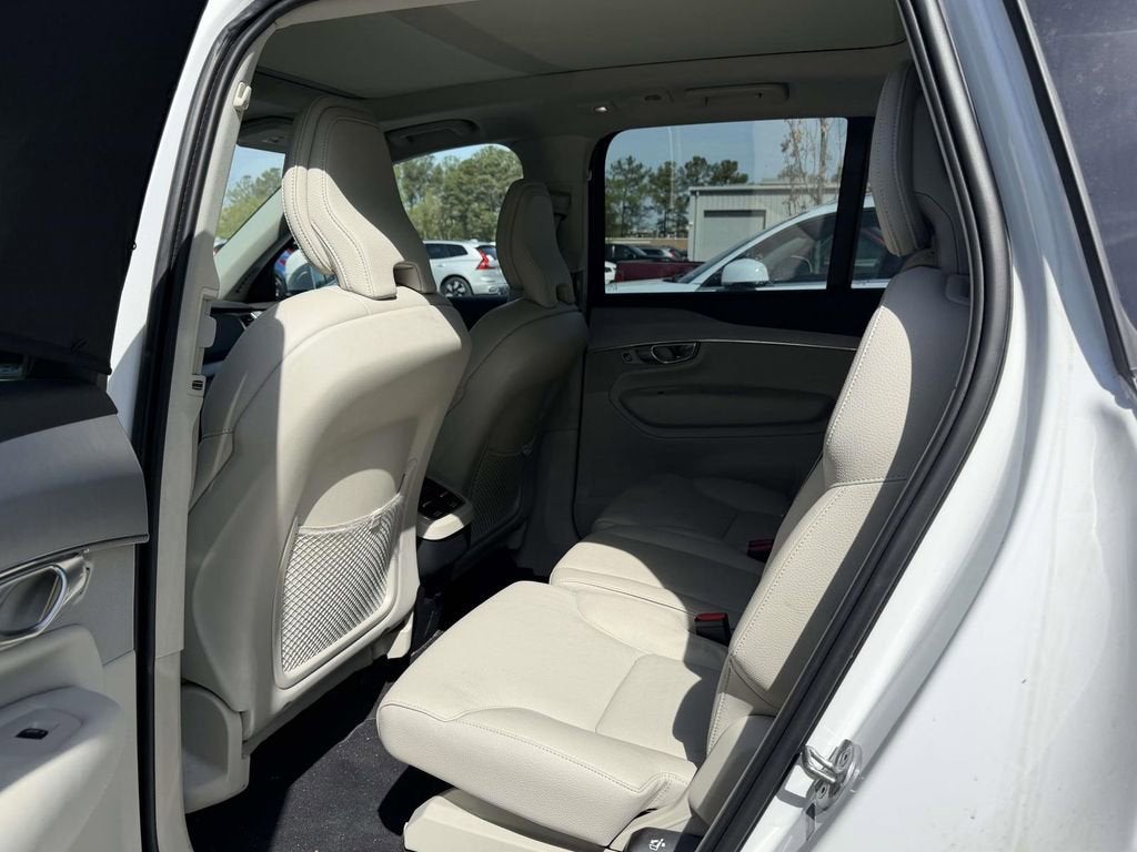 2023 Volvo XC90 B5 Core