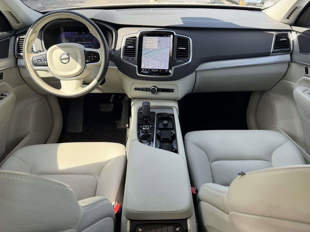 2023 Volvo XC90 B5 Core