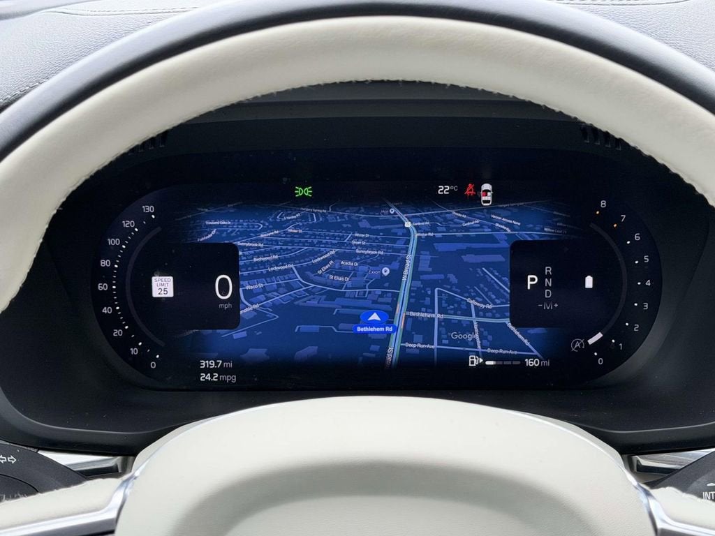 2023 Volvo XC60 B5 Ultimate Bright Theme