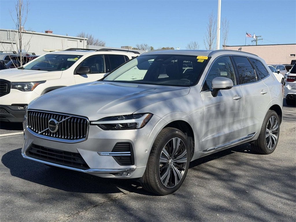 2023 Volvo XC60 B5 Plus Bright Theme