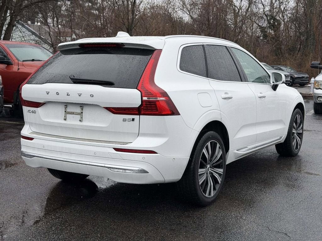 2023 Volvo XC60 B5 Plus Bright Theme